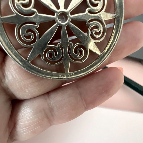 Necklace - Picture 2 of 6